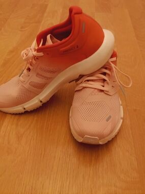 Salomon Shoes Women's Size 9.5 Peach Orange Predict 2 Trailer Hiking Running